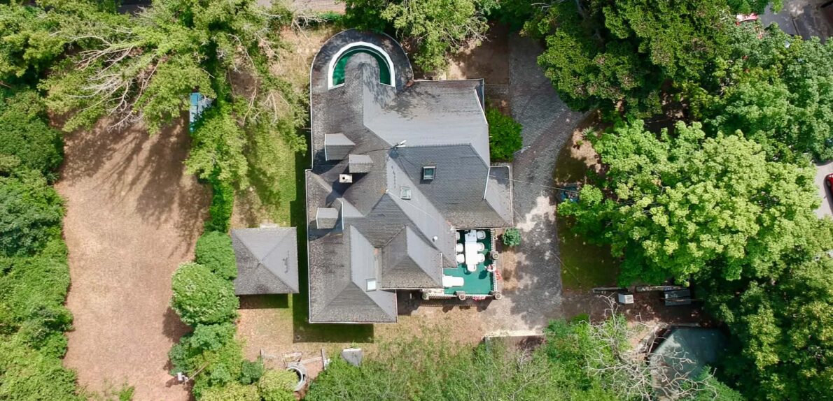 Villa – Történelem, elegancia és lehetőség Balatonalmádi szívében