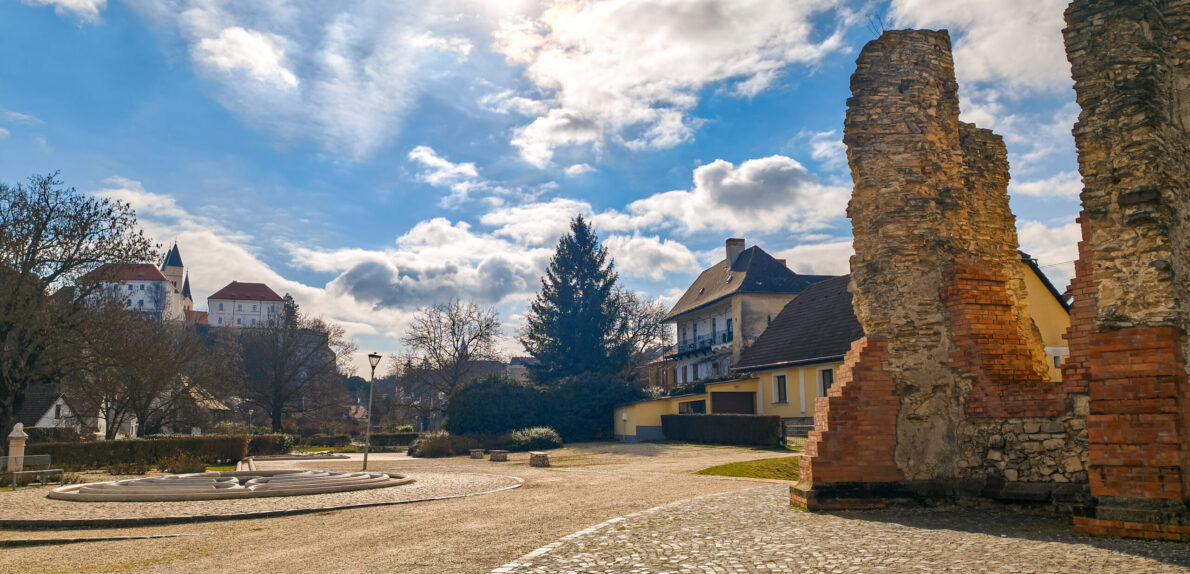 Páratlan panoráma a Veszprém Vár tövében