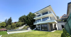 Panorámás Luxus Két Szinten Mámatetőn! Wellness, Medence, borospince és egy Független Apartman.