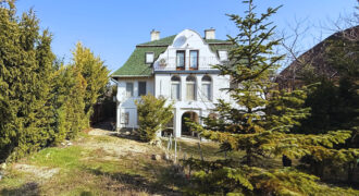 4 apartman egy villaházrészen belül
