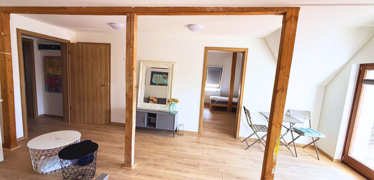 4 apartman egy villaházrészen belül