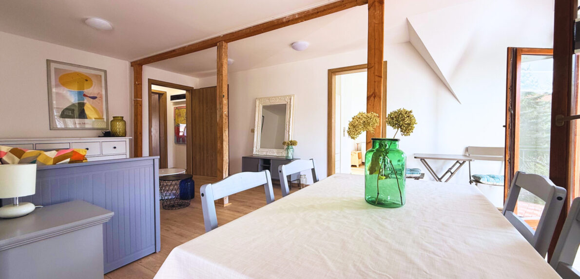 4 apartman egy villaházrészen belül