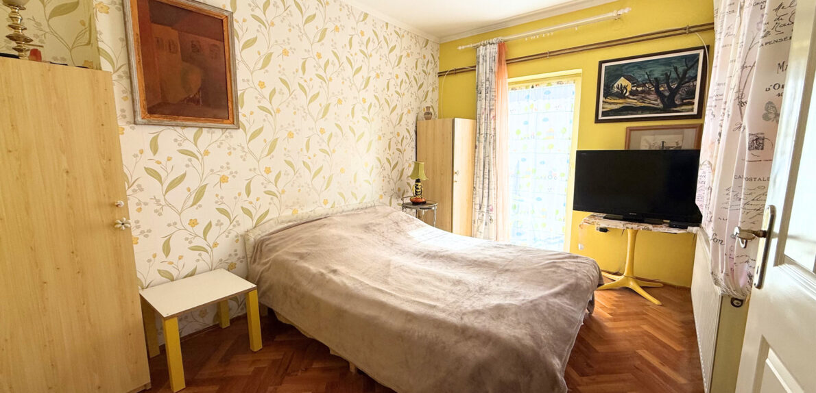 4 apartman egy villaházrészen belül