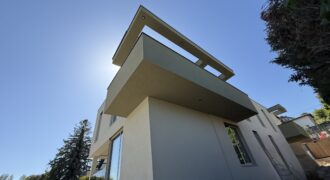 Modern társasház Balatonalmadiban,strandtól 4perc sétára!