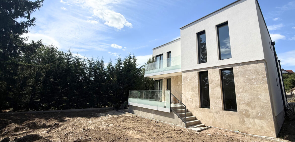 Szuper 4 lakásos Társasház Balatonalmádiban