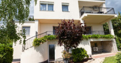 Eladó panorámás apartmanház Balatonalmádiban