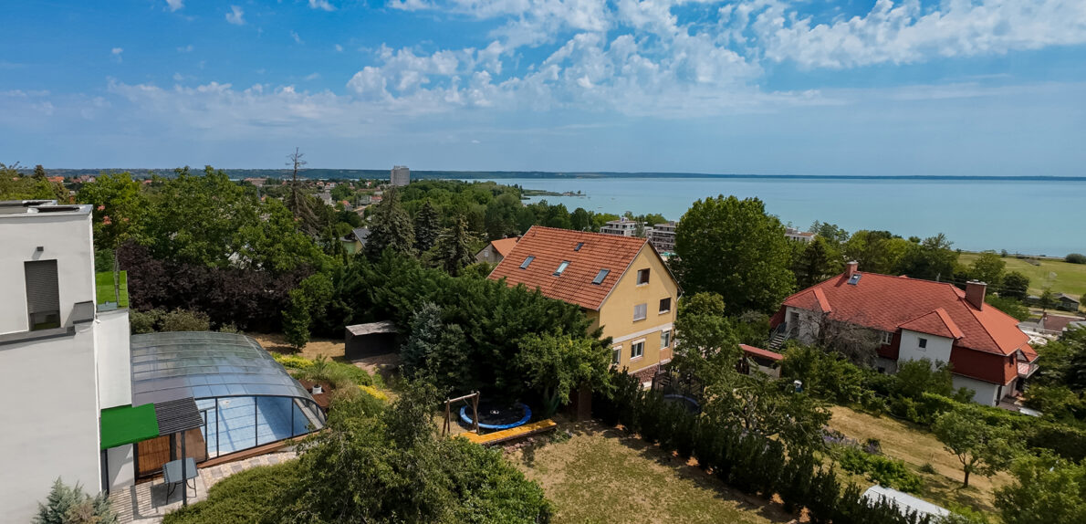 Panoráma, wellness-Balatonalmádiban