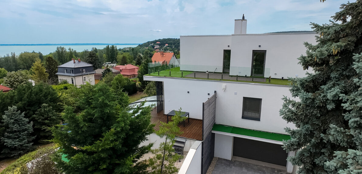 Panoráma, wellness-Balatonalmádiban
