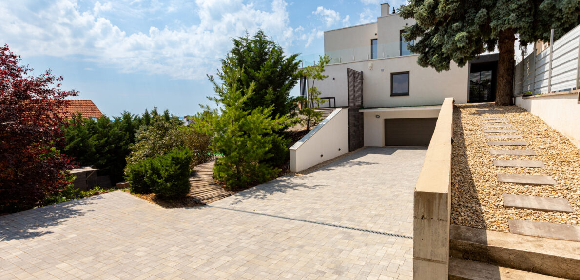 Panoráma, wellness-Balatonalmádiban