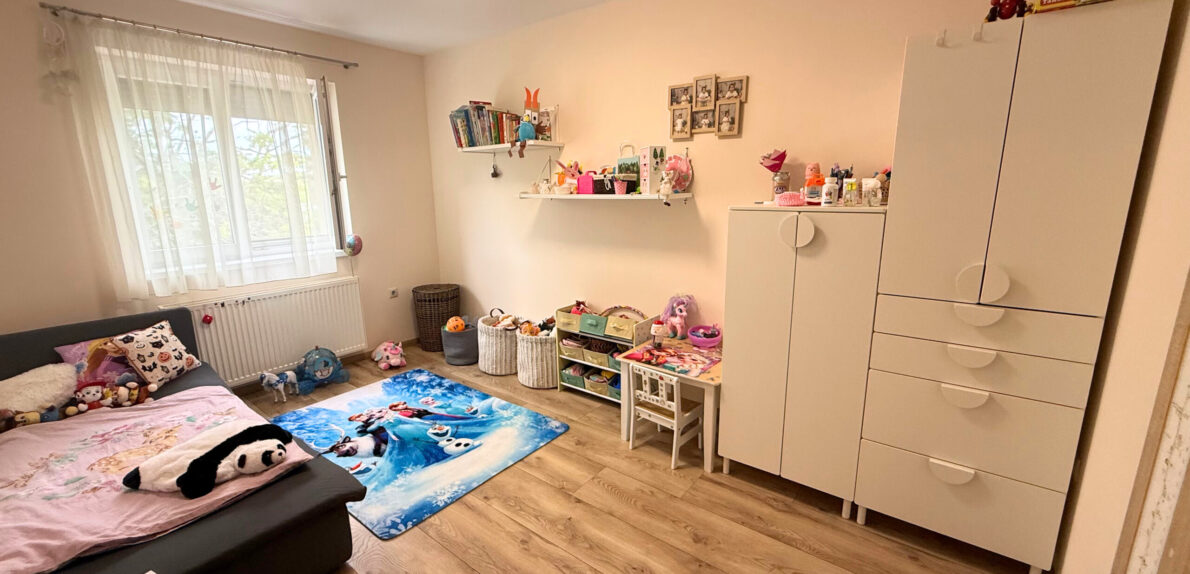 ELADÓ Felújított 52m2-es Lakás Balatonfűzfőn