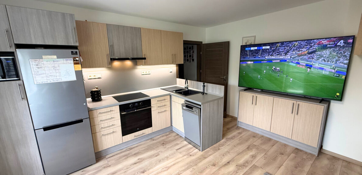 ELADÓ Felújított 52m2-es Lakás Balatonfűzfőn