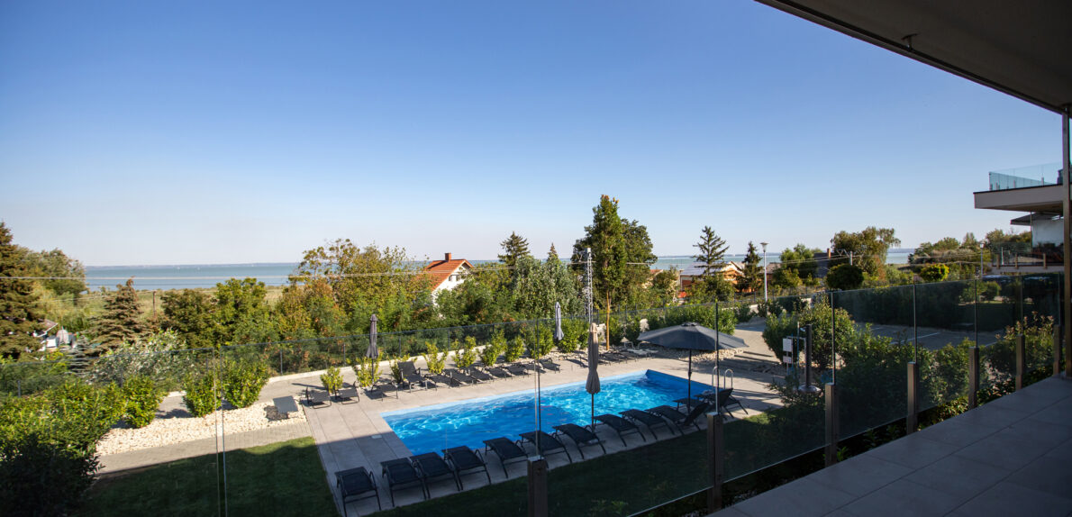 Eladó Prémium Panorámás LAKÁS Balatonalmádiban