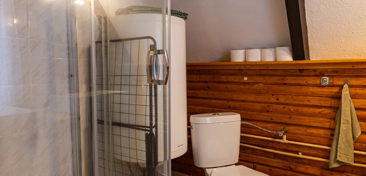 BALATONFŰZFŐN 4 ÉVSZAKOS WELLNESS FAHÁZ