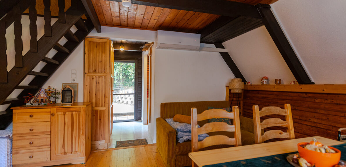 BALATONFŰZFŐN 4 ÉVSZAKOS WELLNESS FAHÁZ